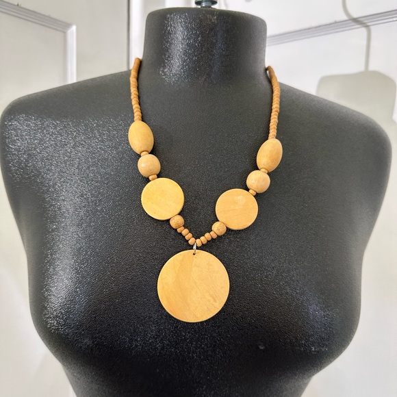 Jewelry - Natural Wood Circle Pendant Necklace - Tan